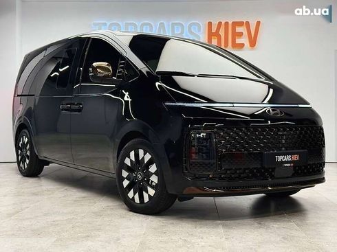 Hyundai Staria 2025 - фото 13