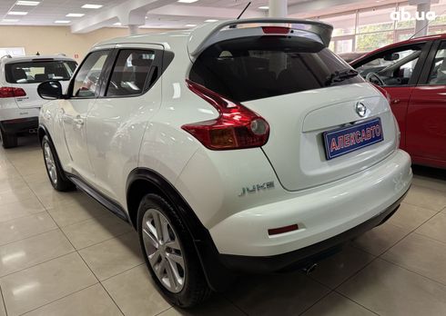 Nissan Juke 2012 белый - фото 10
