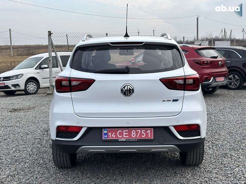 MG ZS EV 2021 - фото 11