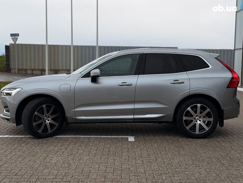 Volvo XC60 2018 серый - фото 13