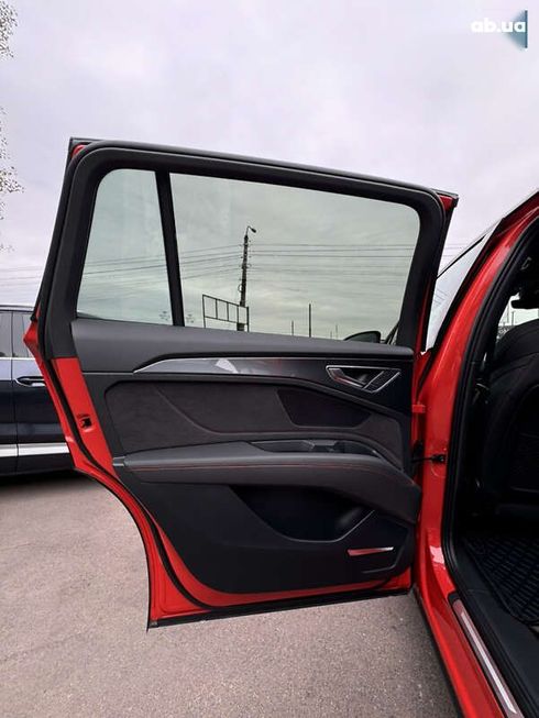 Audi Q5 e-tron 2022 - фото 27