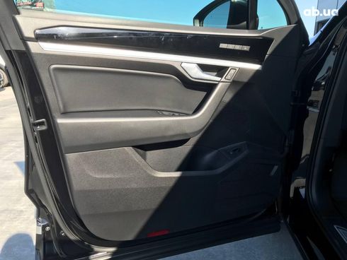 Volkswagen Touareg 2019 черный - фото 12