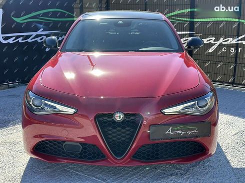 Alfa Romeo Giulia 2020 - фото 3
