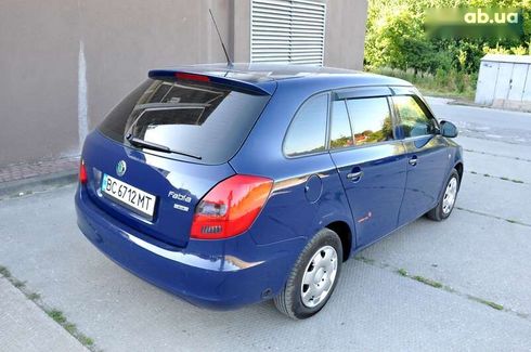 Skoda Fabia 2013 - фото 10