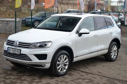 Volkswagen Touareg 2015 - фото 3