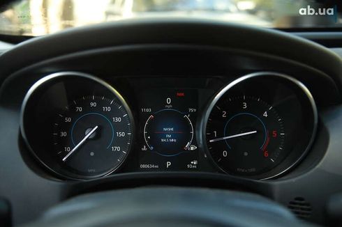 Jaguar XE 2016 - фото 15