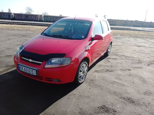 Chevrolet Aveo 2006 красный - фото 6