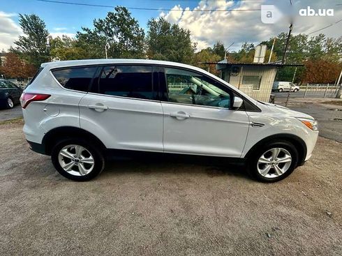 Ford Escape 2016 - фото 6