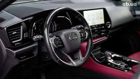 Lexus NX 2021 - фото 15