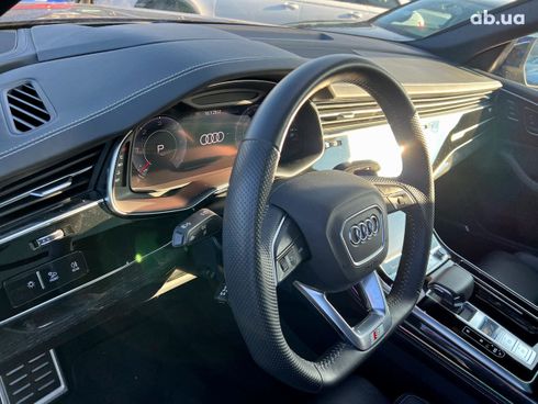 Audi Q8 2021 - фото 6