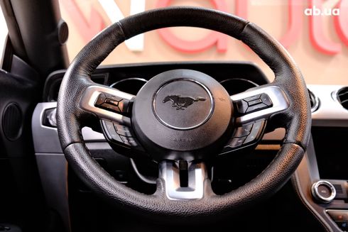 Ford Mustang 2016 серебристый - фото 7
