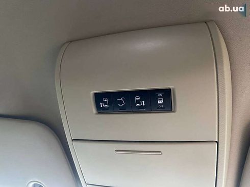 Lancia Voyager 2013 - фото 18