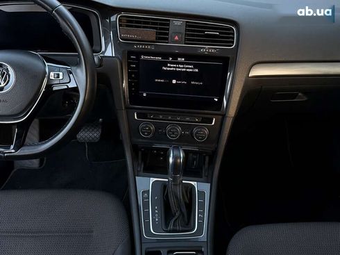 Volkswagen e-Golf 2018 - фото 20