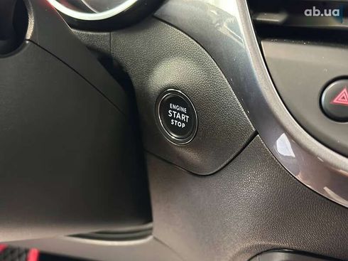 Opel Crossland X 2019 - фото 22