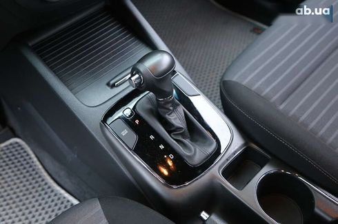Kia Forte 2017 - фото 21