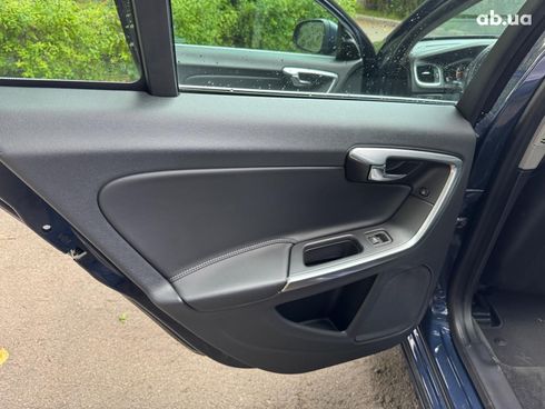 Volvo S60 2014 синий - фото 14