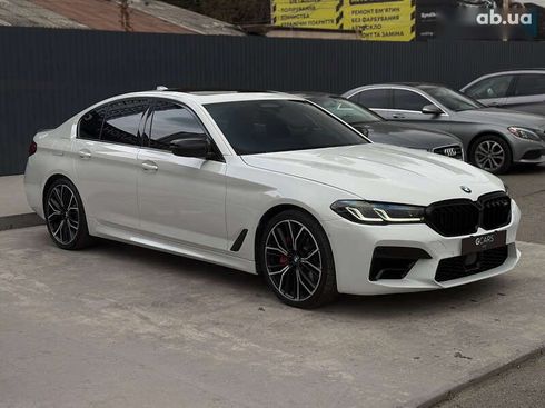 BMW 5 серия 2020 - фото 2