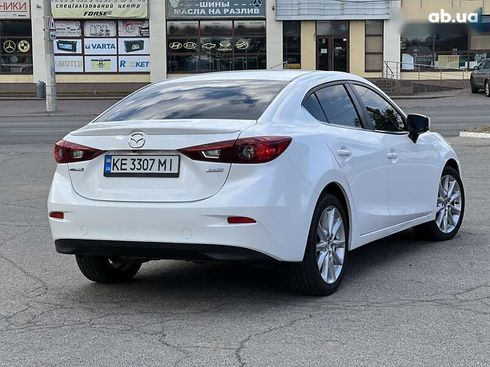 Mazda 3 2017 - фото 13