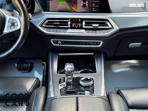BMW X5 2019 - фото 21