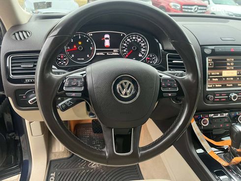 Volkswagen Touareg 2011 синий - фото 42