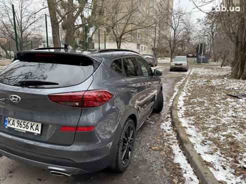 Hyundai Tucson 2019 серый - фото 3