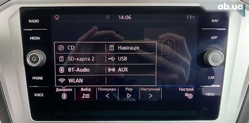 Volkswagen Passat 2018 - фото 27