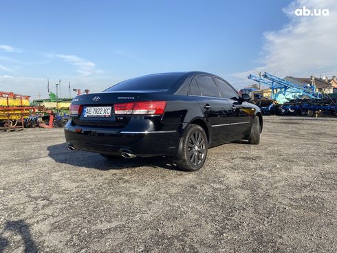Hyundai Sonata 2009 черный - фото 19