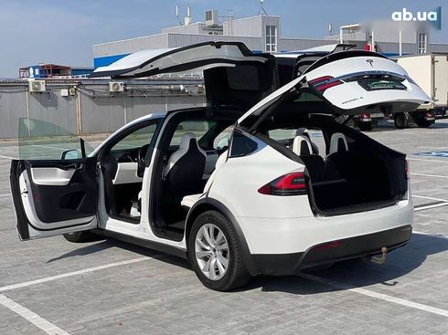 Tesla Model X 2017 - фото 28