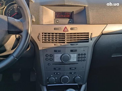 Opel Astra 2006 синий - фото 16