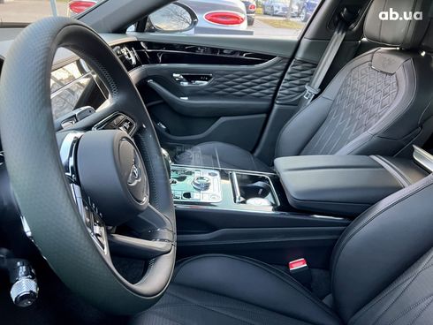 Bentley Flying Spur 2021 - фото 12