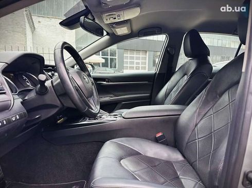 Toyota Camry 2018 - фото 24