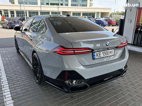 BMW 5 серия 2024 - фото 24