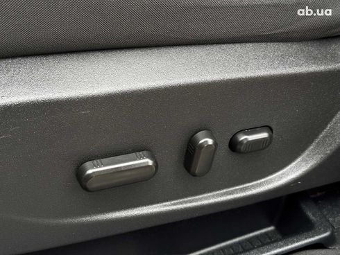 Ford Escape 2018 бежевый - фото 24