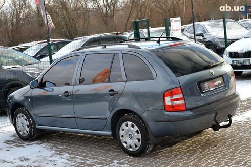 Skoda Fabia 2005 - фото 17