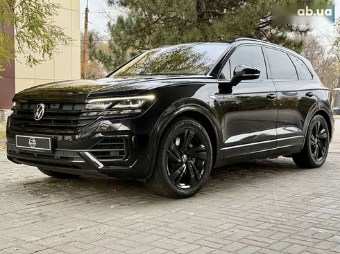 Volkswagen Touareg 2022 - фото 2
