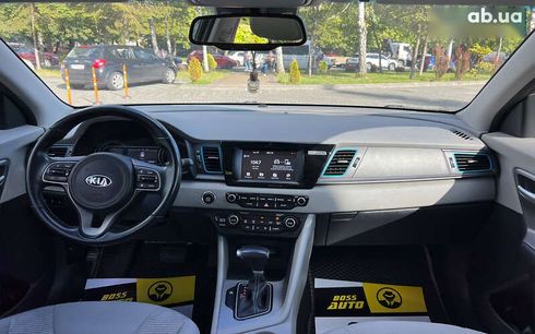 Kia Niro 2018 - фото 12
