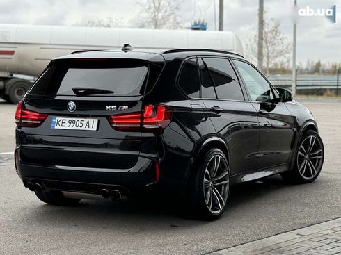 BMW X5 M 2015 - фото 14