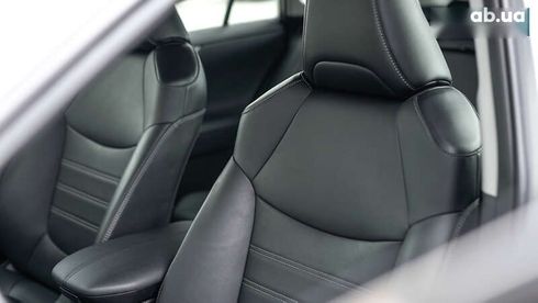 Toyota RAV4 2021 - фото 16