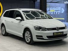 Продажа б/у Volkswagen Golf 2014 года в Черновцах - купить на Автобазаре