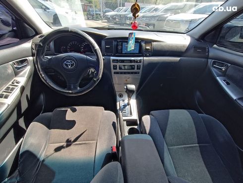 Toyota Corolla 2003 серый - фото 11