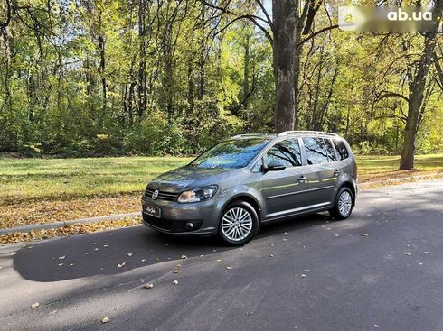 Volkswagen Touran 2015 - фото 9