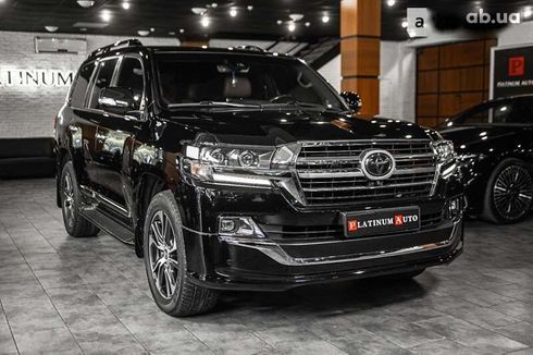 Toyota Land Cruiser 2020 - фото 5