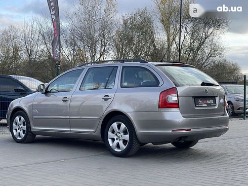 Skoda Octavia 2009 - фото 21