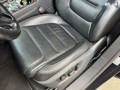 Volkswagen Touareg 2017 - фото 23