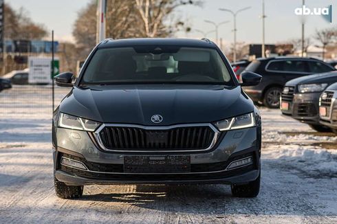 Skoda Octavia 2021 - фото 15