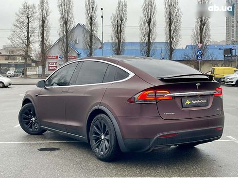 Tesla Model X 2018 - фото 9