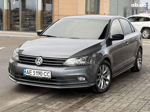 Volkswagen Jetta 2015 - фото 3