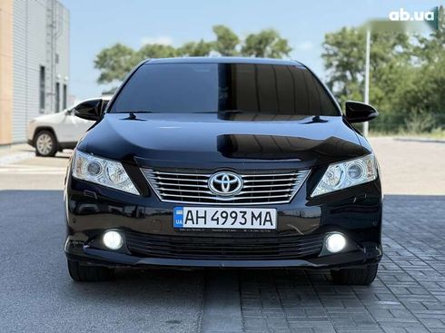 Toyota Camry 2011 - фото 5