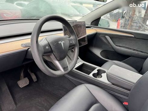 Tesla Model Y 2023 - фото 14