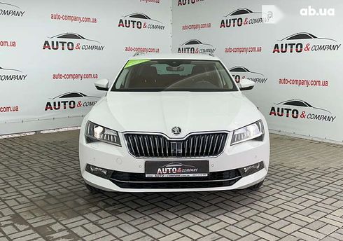 Skoda Superb 2018 - фото 2